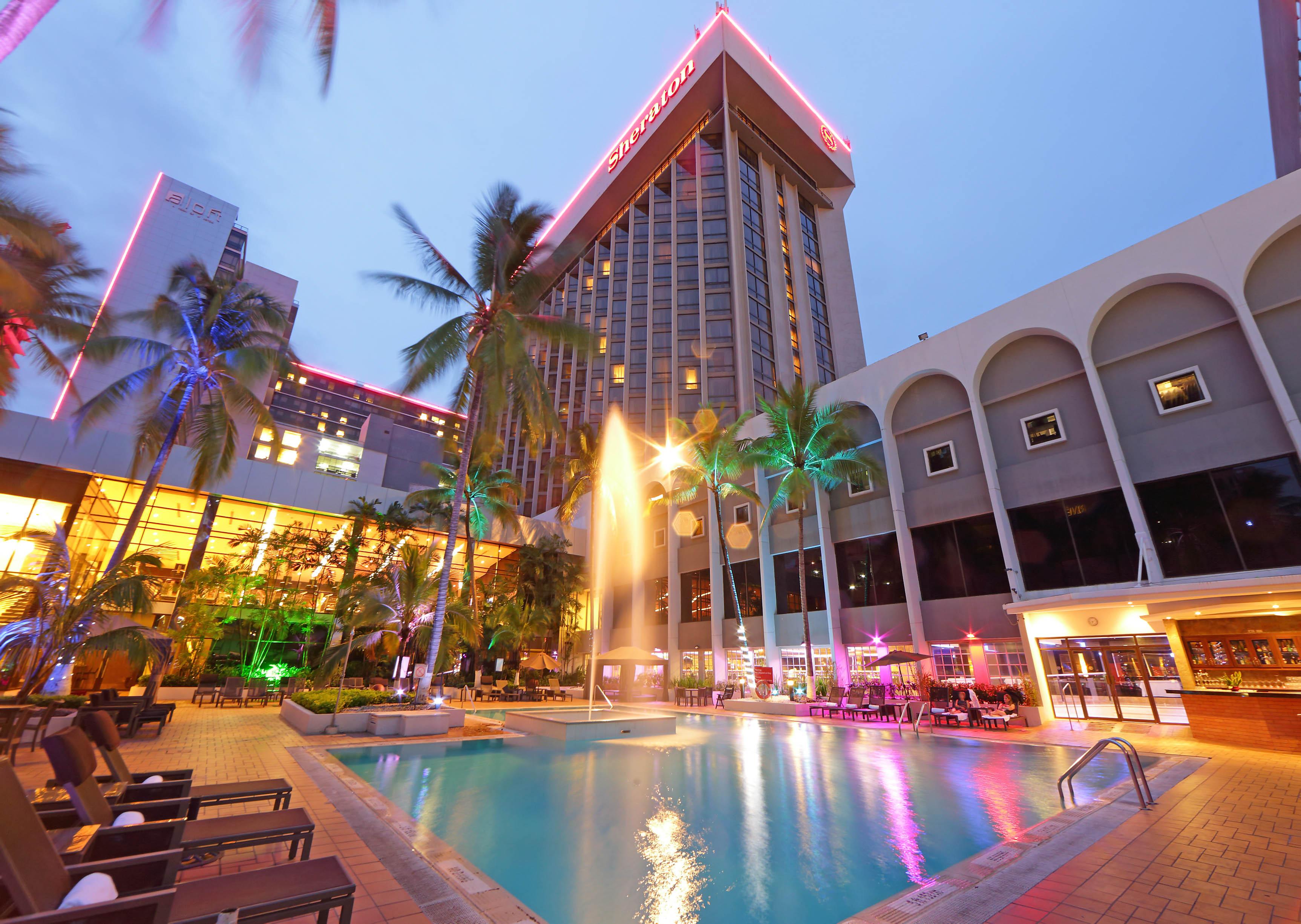Sheraton Grand Panama Eksteriør billede The hotel's pool