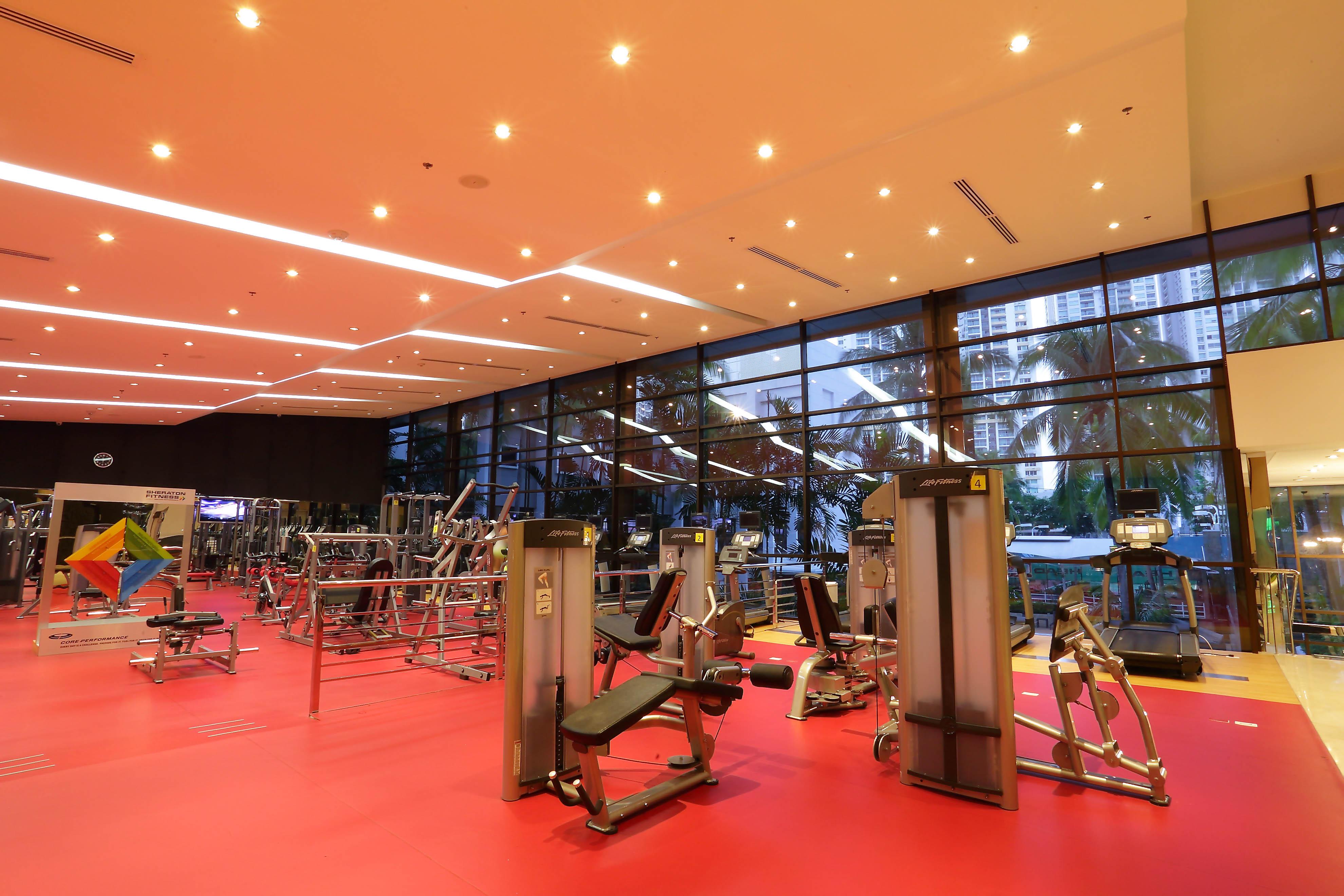 Sheraton Grand Panama Eksteriør billede The gym at the hotel