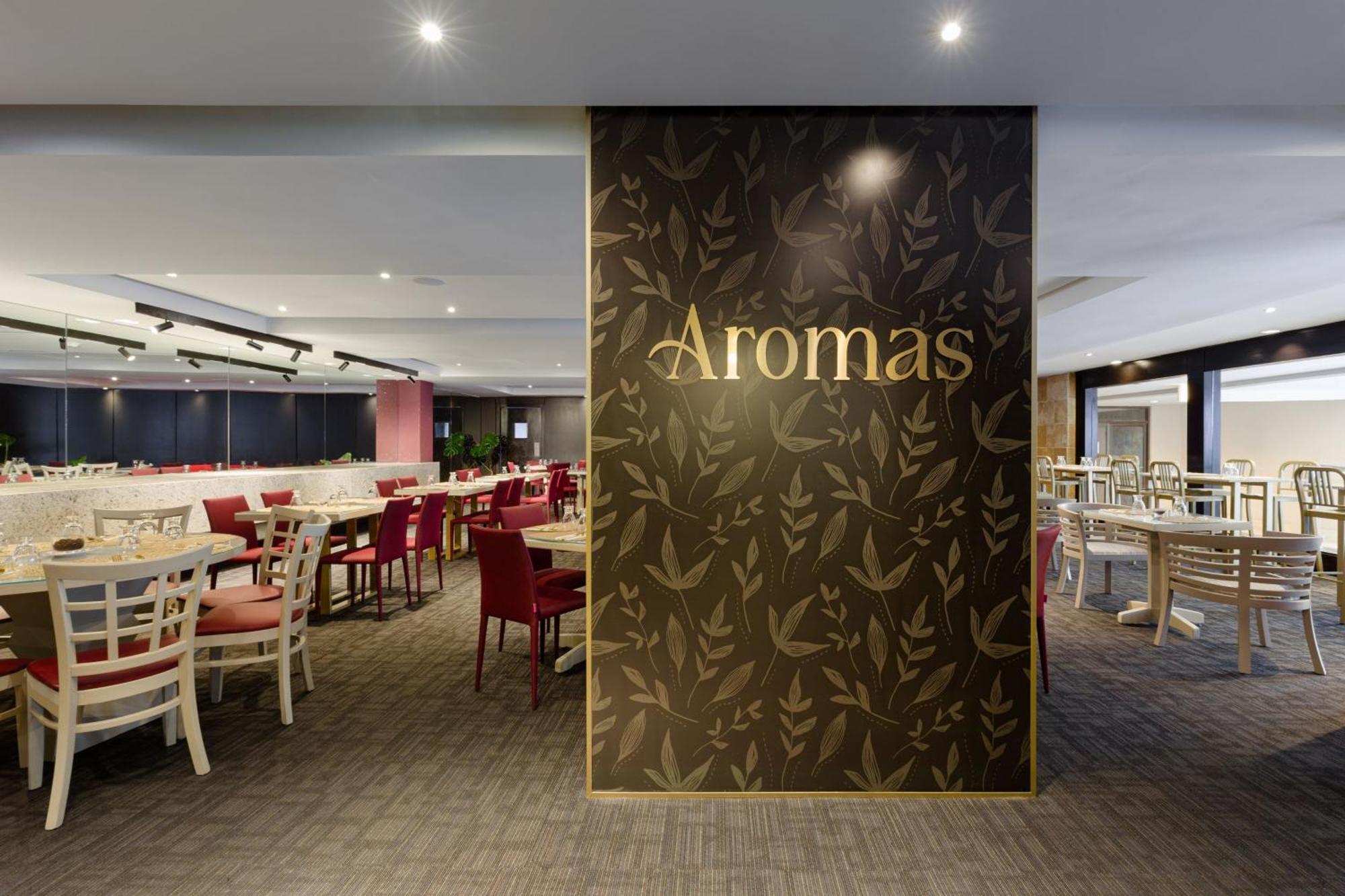 Sheraton Grand Panama Eksteriør billede Aromas restaurant